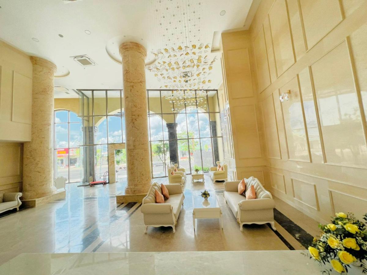 Mai Vy Hotel Tay Ninh Esterno foto