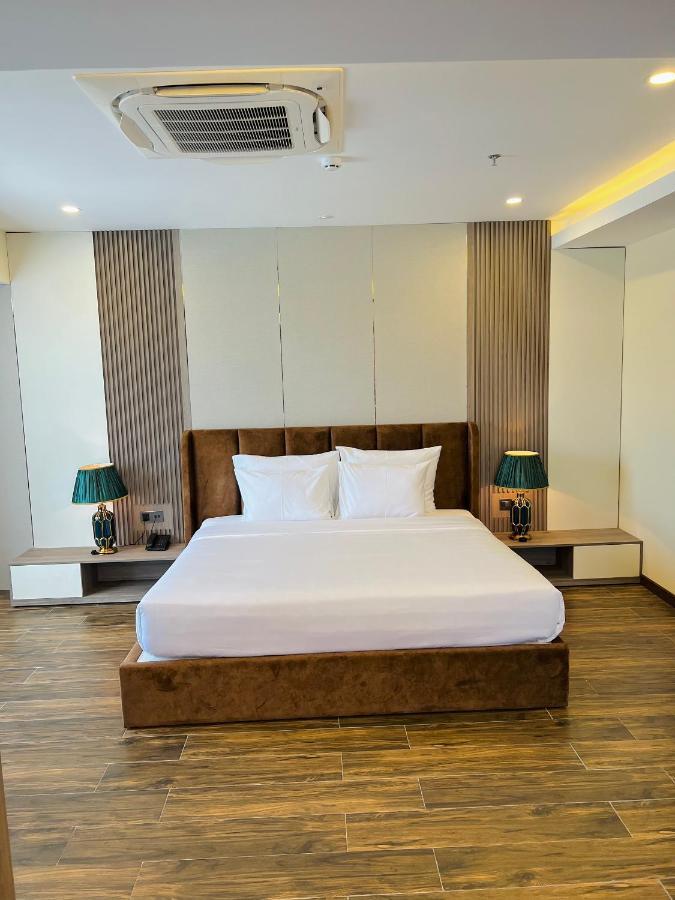 Mai Vy Hotel Tay Ninh Esterno foto