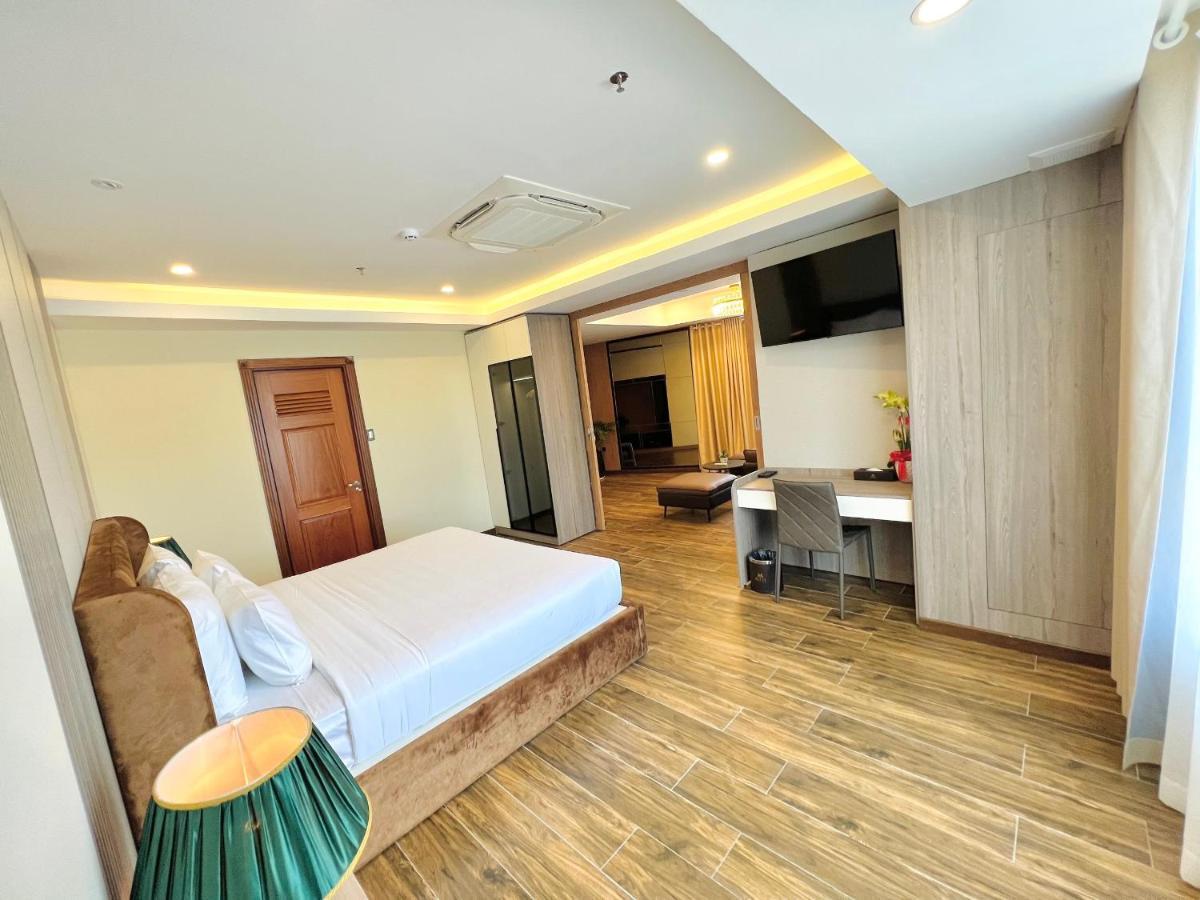 Mai Vy Hotel Tay Ninh Esterno foto