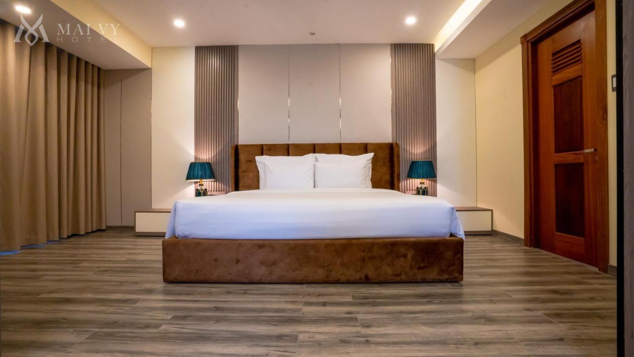 Mai Vy Hotel Tay Ninh Esterno foto