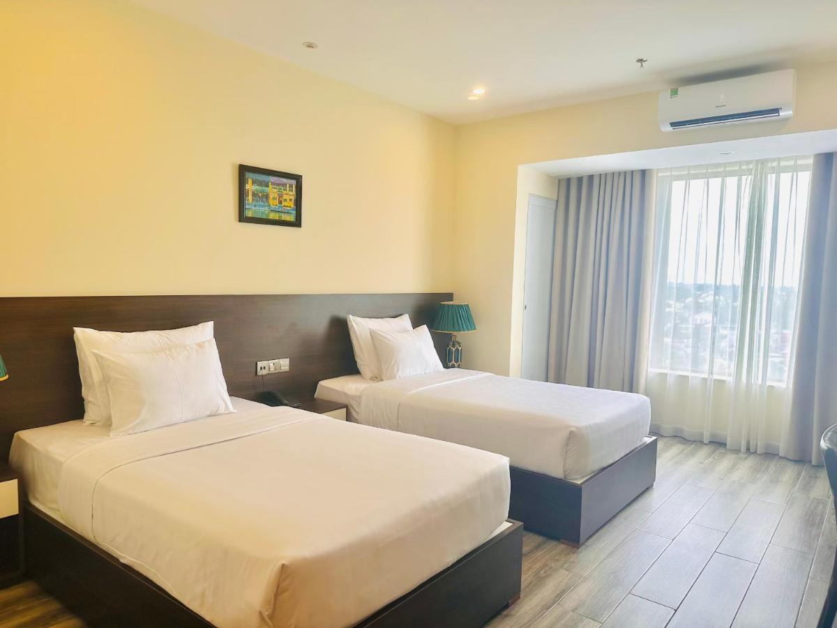 Mai Vy Hotel Tay Ninh Esterno foto
