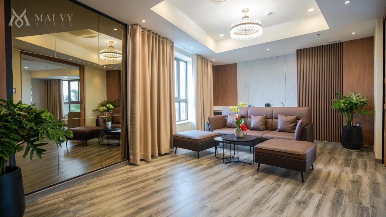 Mai Vy Hotel Tay Ninh Esterno foto