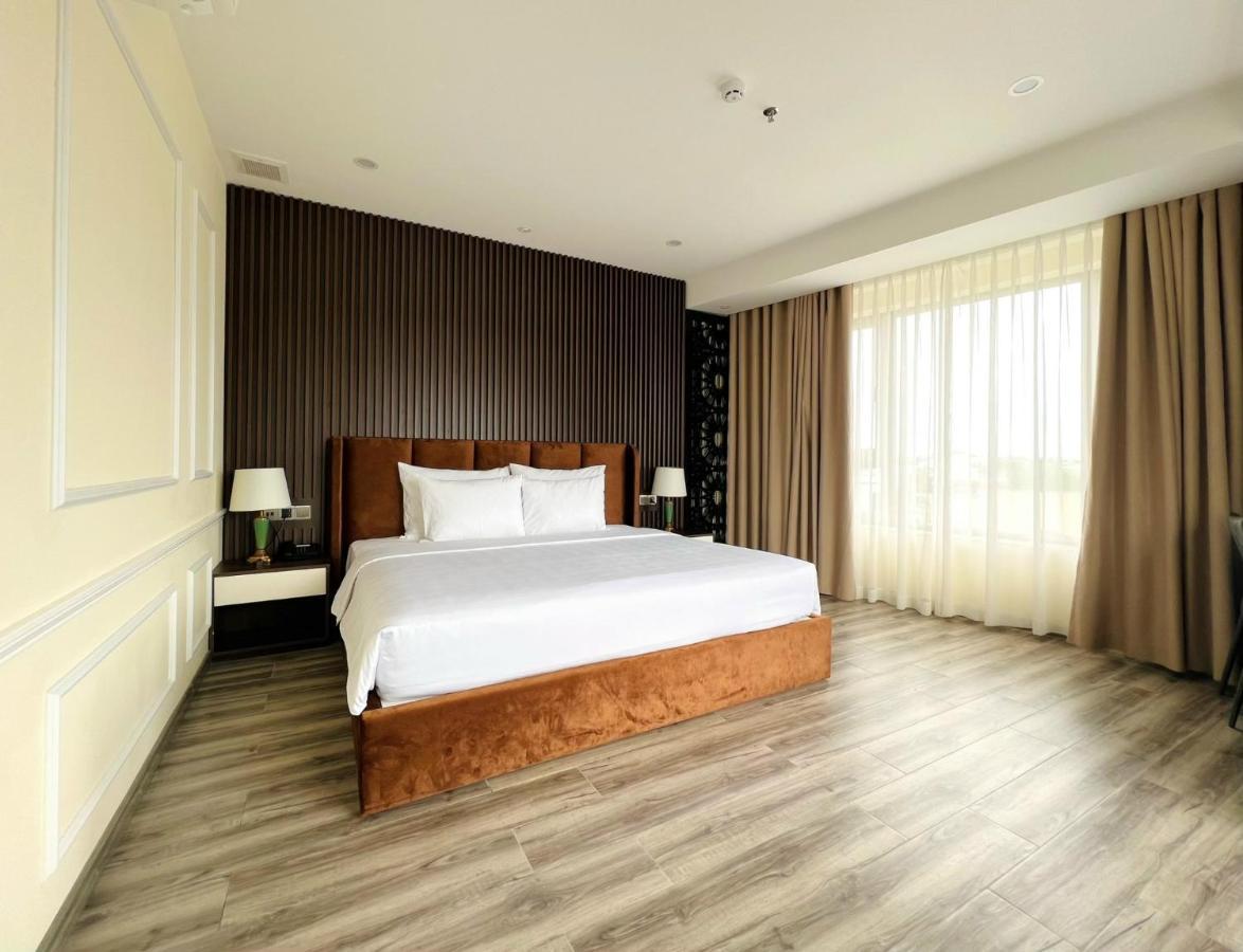 Mai Vy Hotel Tay Ninh Esterno foto