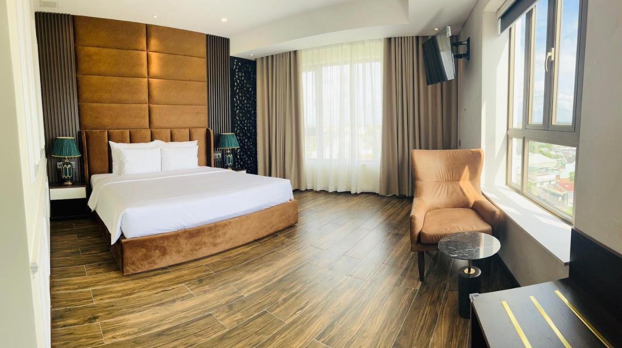 Mai Vy Hotel Tay Ninh Esterno foto